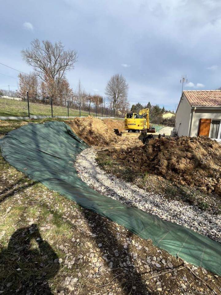Chantier de travaux d'enrochement Thiviers