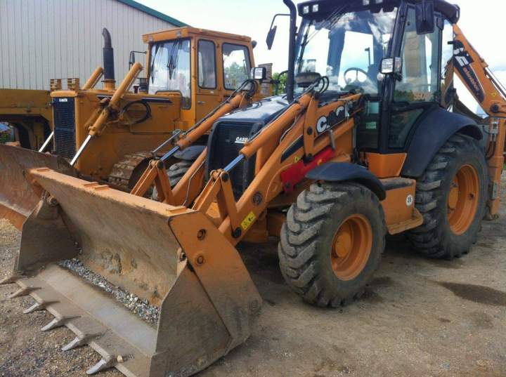Engins pour travaux de terrassement Thiviers
